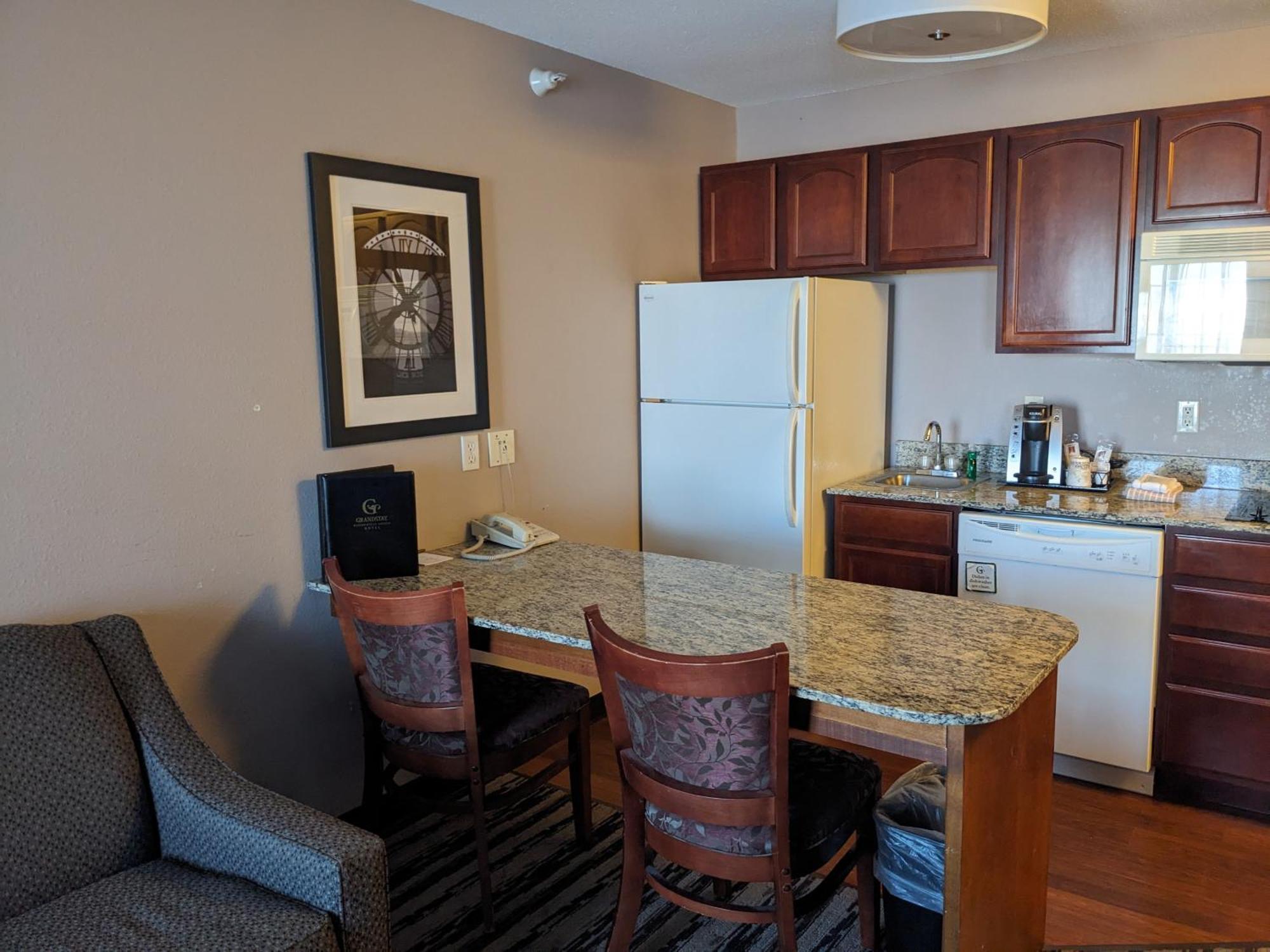 Grandstay Residential Suites Hotel Saint Cloud Bagian luar foto